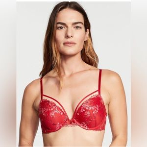 NWT Victoria Secret Very Sexy Push-Up Bra | Red | 36D